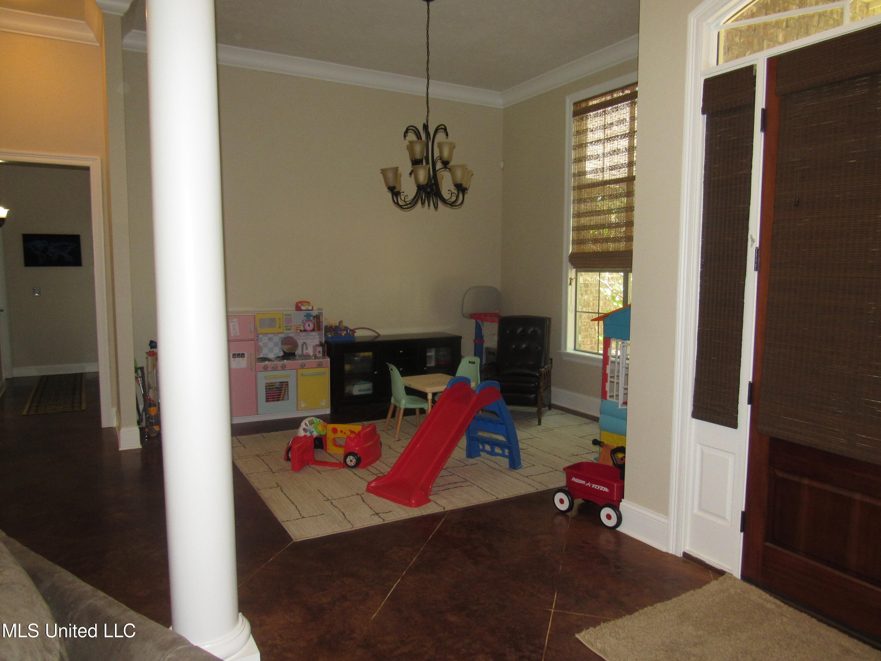 280 Lighthouse Lane Brandon, MS 39047 - Photo 7 of 45 IMG_2692