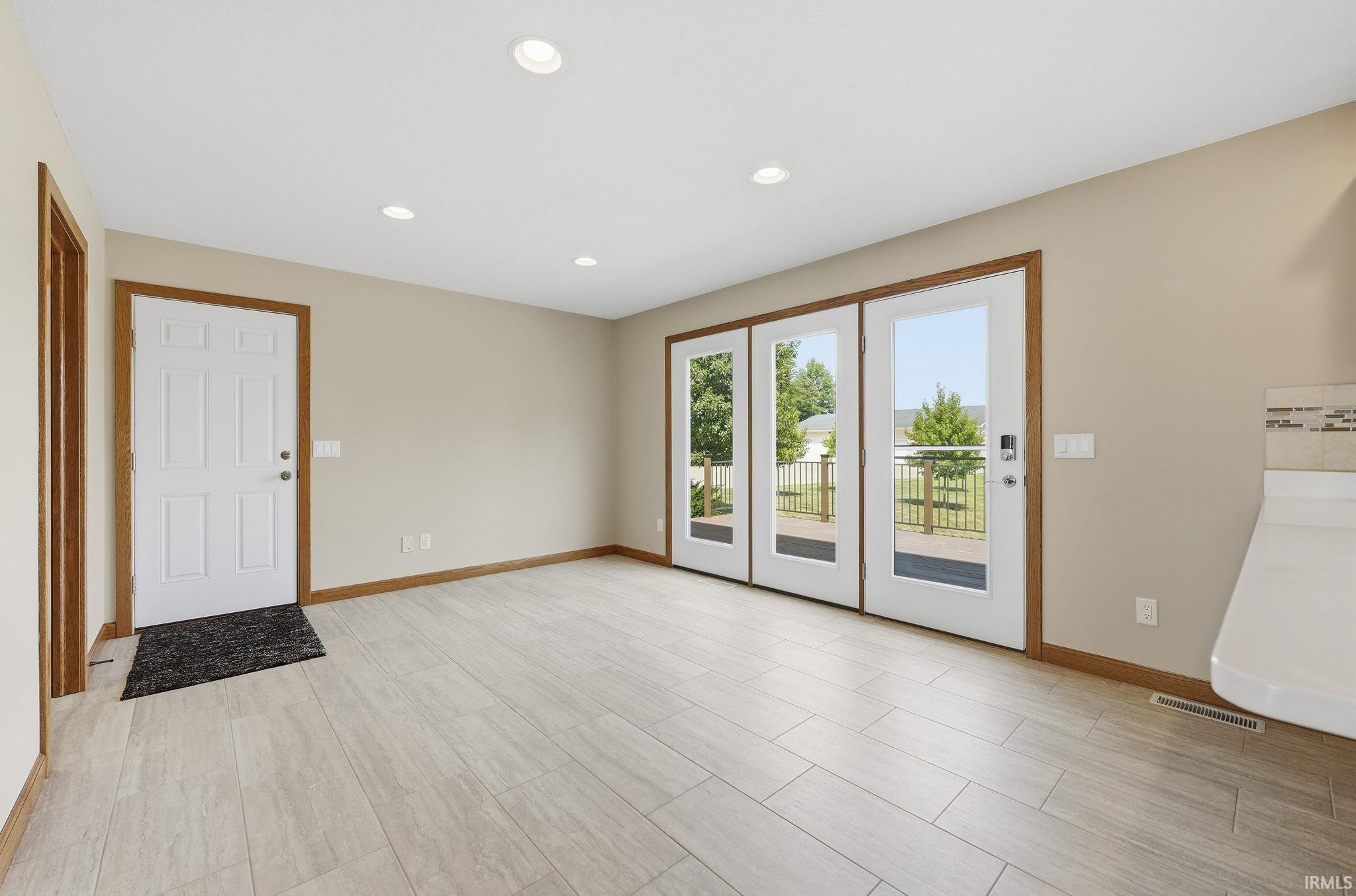 17818 Amstutz Road Leo, IN 46765 - Photo 13 of 50 Gallery Image 13