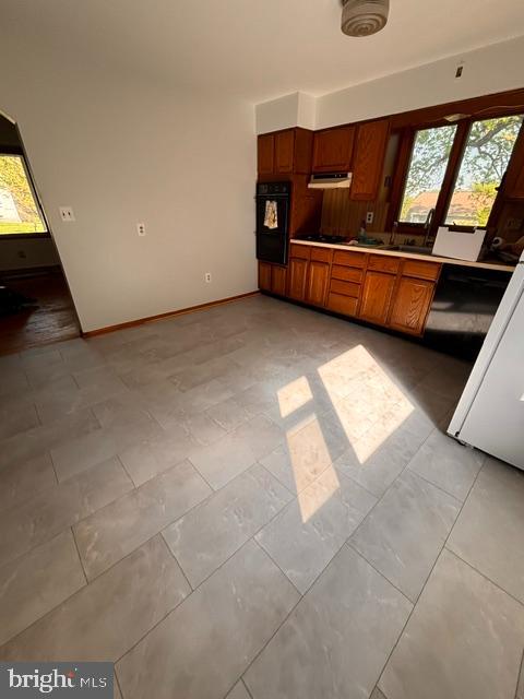 2925 Summit Avenue Baltimore, MD 21234 - Photo 2 of 16