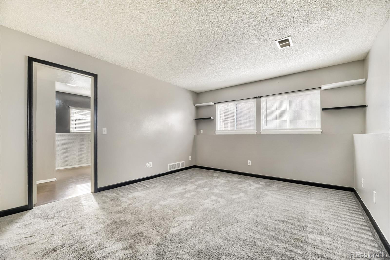 4212 South Laredo Way Aurora, CO 80013 - Photo 13 of 28