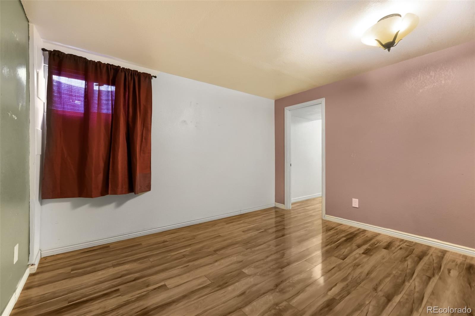 4212 South Laredo Way Aurora, CO 80013 - Photo 18 of 28