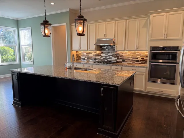 $3,500 | 512 Edgewater Drive, Holly Springs, GA 30115