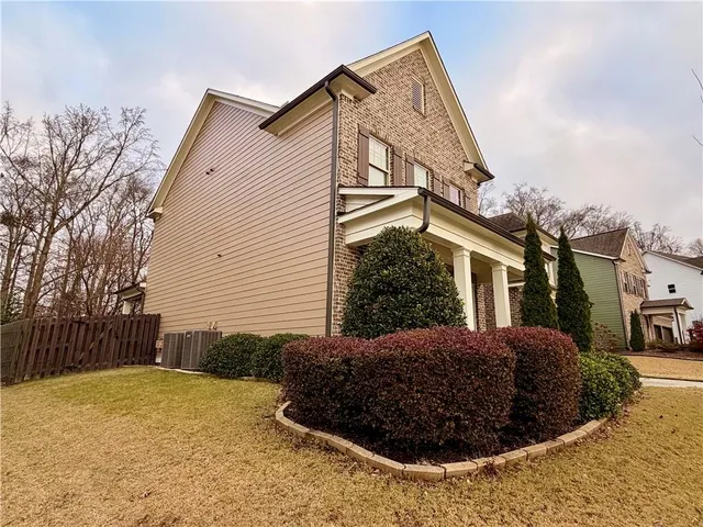 $3,500 | 512 Edgewater Drive, Holly Springs, GA 30115