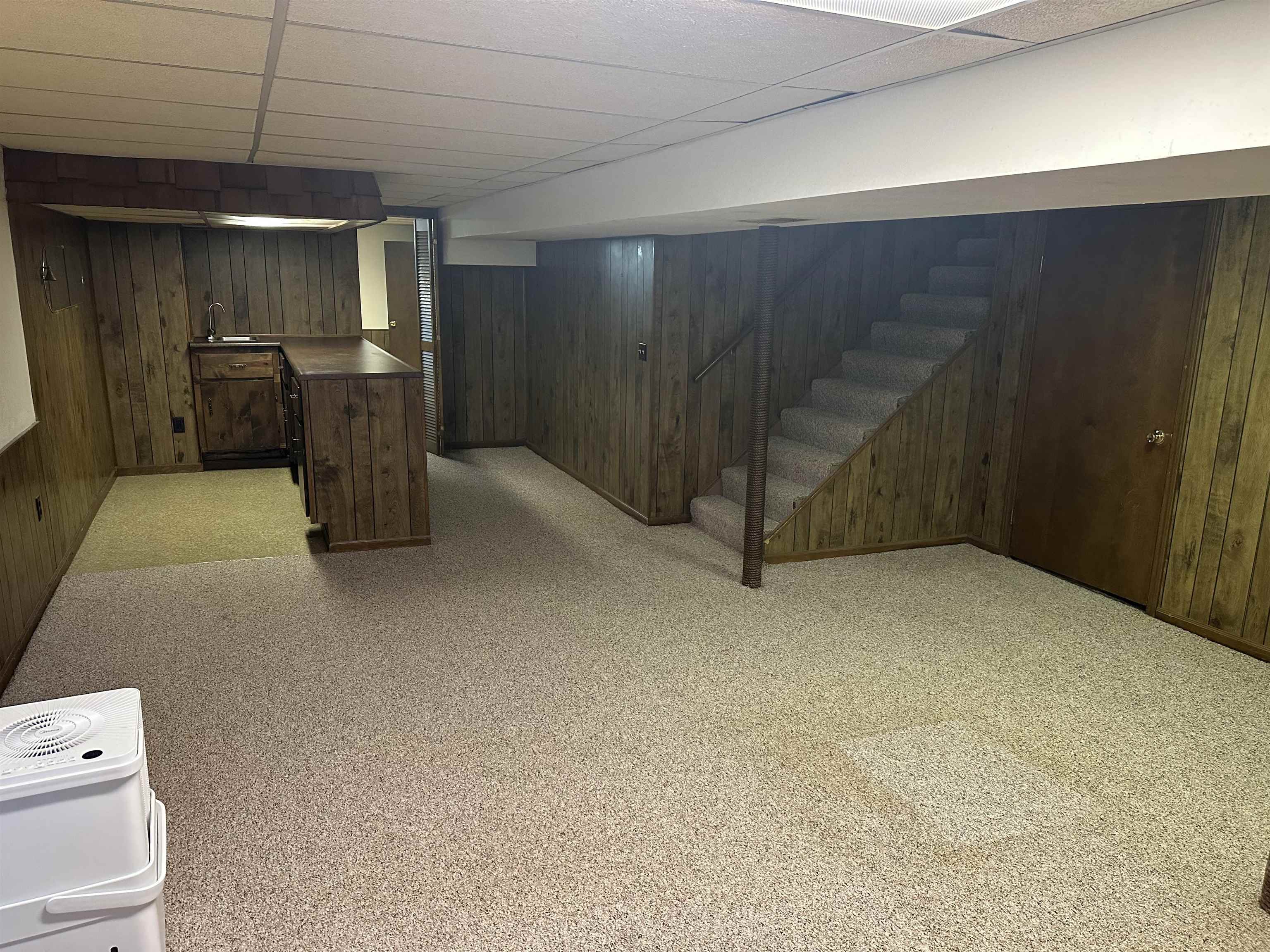 1510 Ellen Avenue Madison, WI 53716 - Photo 9 of 17