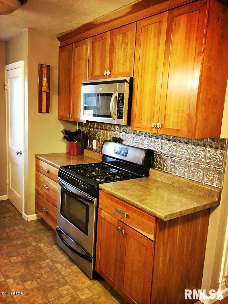 15260 East Fairfield Road Mount Vernon, IL 62864 - Photo 14 of 26 Gallery Image 14