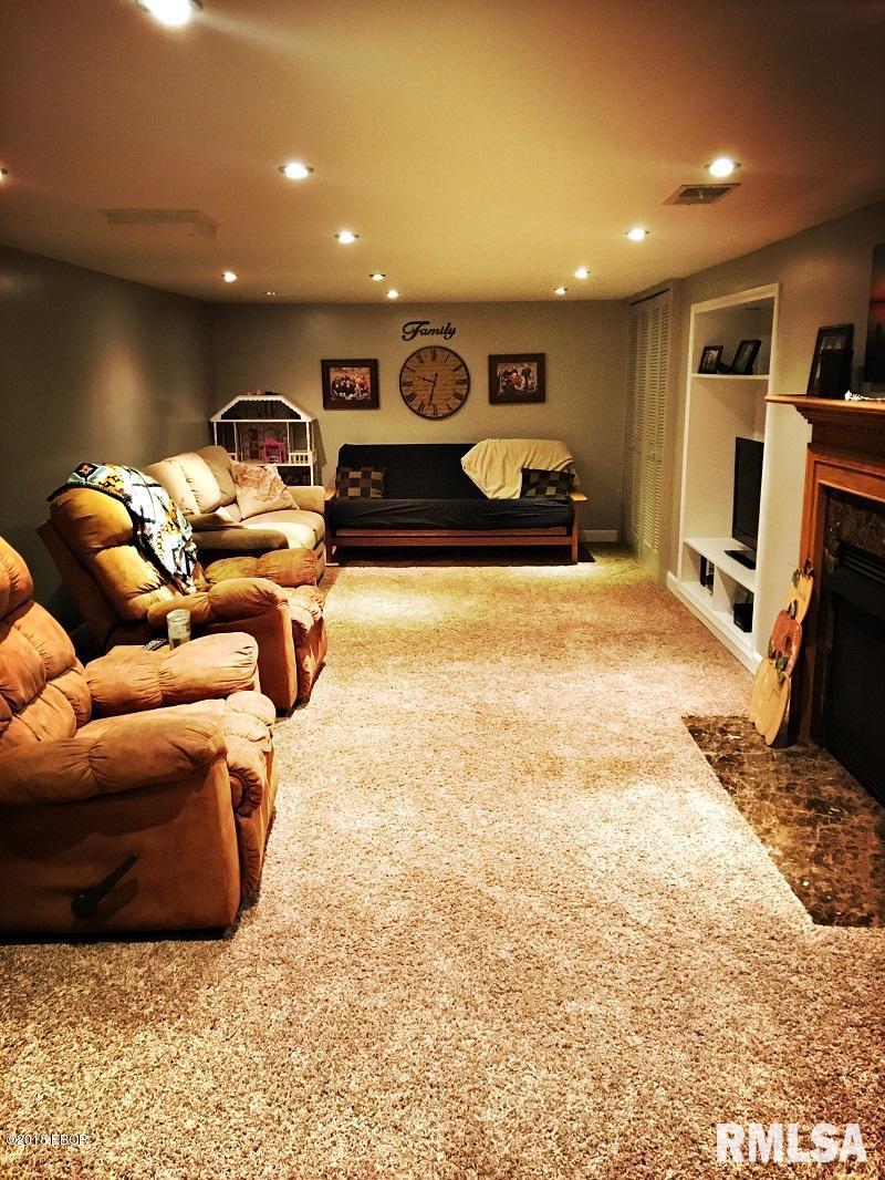15260 East Fairfield Road Mount Vernon, IL 62864 - Photo 21 of 26 Gallery Image 21