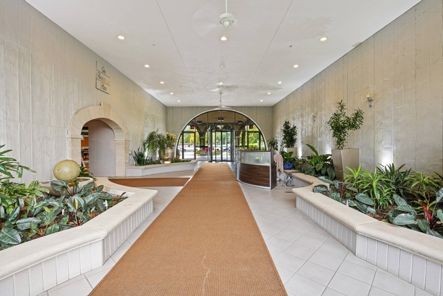 1 Renaissance Place, Unit 719 Palatine, IL 60067 - Photo 2 of 20