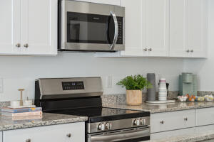 7932 Triggerfish Way North Charleston, SC 29420 - Photo 7 of 34 7