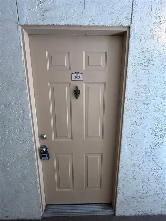 832 Camargo Way, Unit 303 Altamonte Springs, FL 32714 - Photo 26 of 27 a view of a door