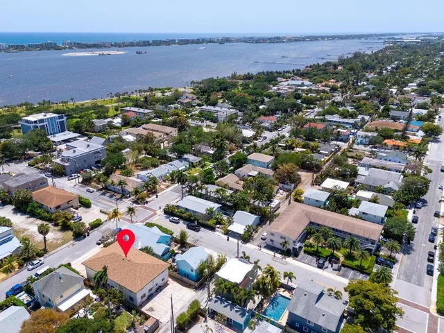 $2,250 | 125 South Palmway, Unit 4, Lake Worth Beach, FL 33460