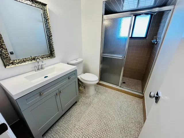 $2,250 | 125 South Palmway, Unit 4, Lake Worth Beach, FL 33460