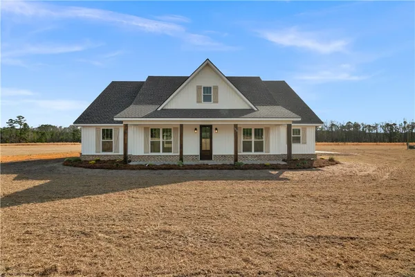 $575,000 | 3514 Hwy 121 Highway, Blackshear, GA 31516
