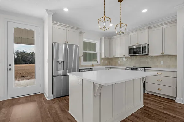 $575,000 | 3514 Hwy 121 Highway, Blackshear, GA 31516