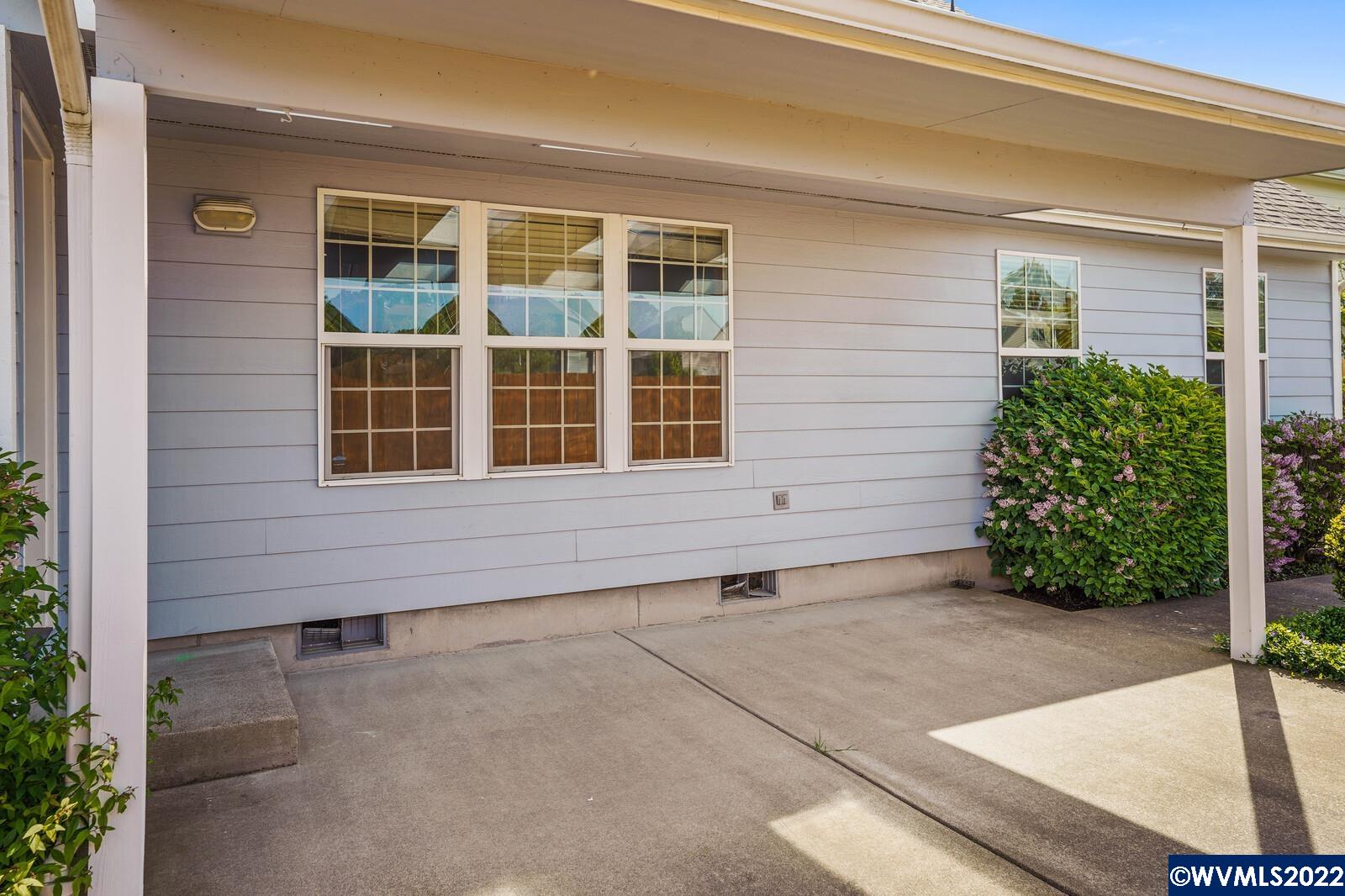2066 Chase Loop Southwest Albany, OR 97321 - Photo 33 of 36 Gallery Image 33
