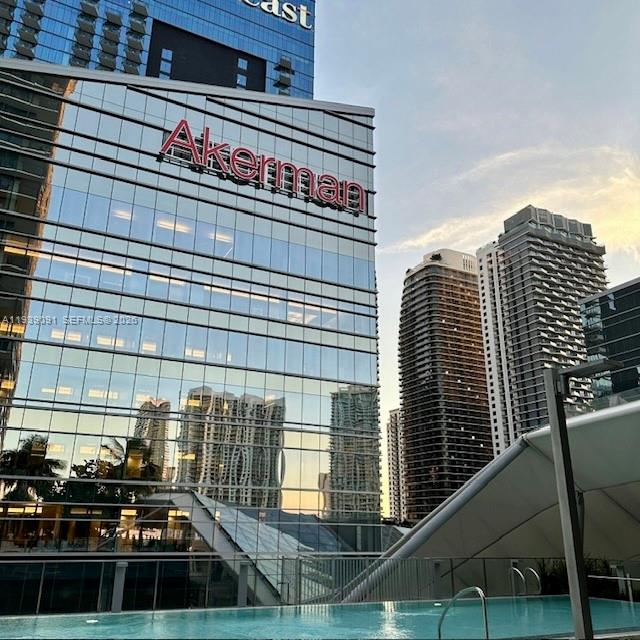 68 Southeast 6th Street, Unit 2507 Miami, FL 33131 - Photo 44 of 47