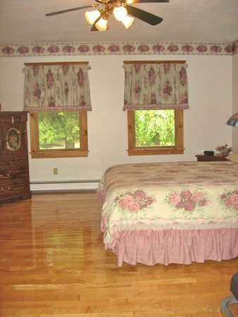 83 Maple Street Douglas, MA 01516 - Photo 16 of 21 Gallery Image 16