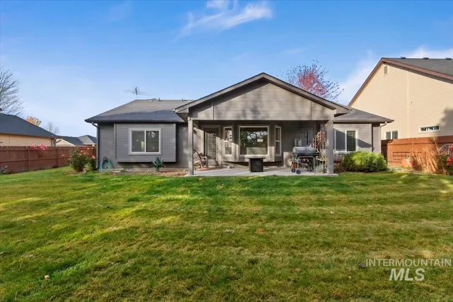 $470,000 | 496 North Carswell Way, Star, ID 83669