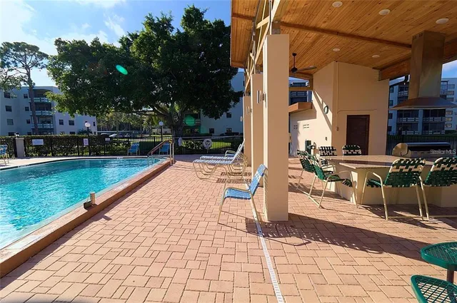 $153,775 | 5603 80th Street North, Unit 410, St. Petersburg, FL 33709