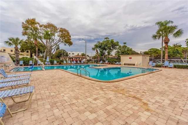 $153,775 | 5603 80th Street North, Unit 410, St. Petersburg, FL 33709