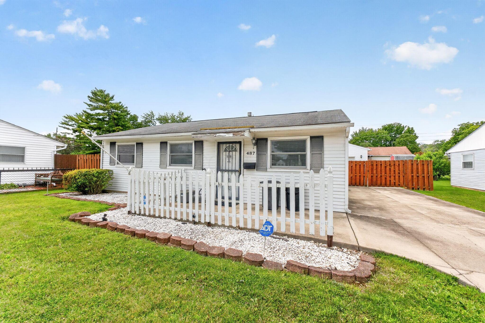 487 Hiler Road Columbus, OH 43228 - Photo 3 of 27 487 Hiler (Exterior)-2
