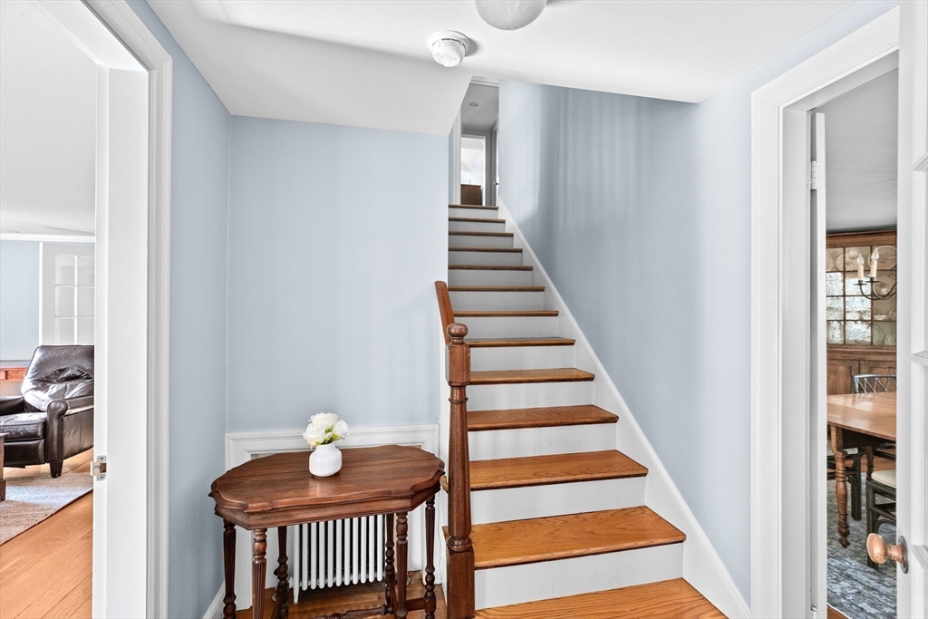 24 Lincoln Street Hingham, MA 02043 - Photo 16 of 32