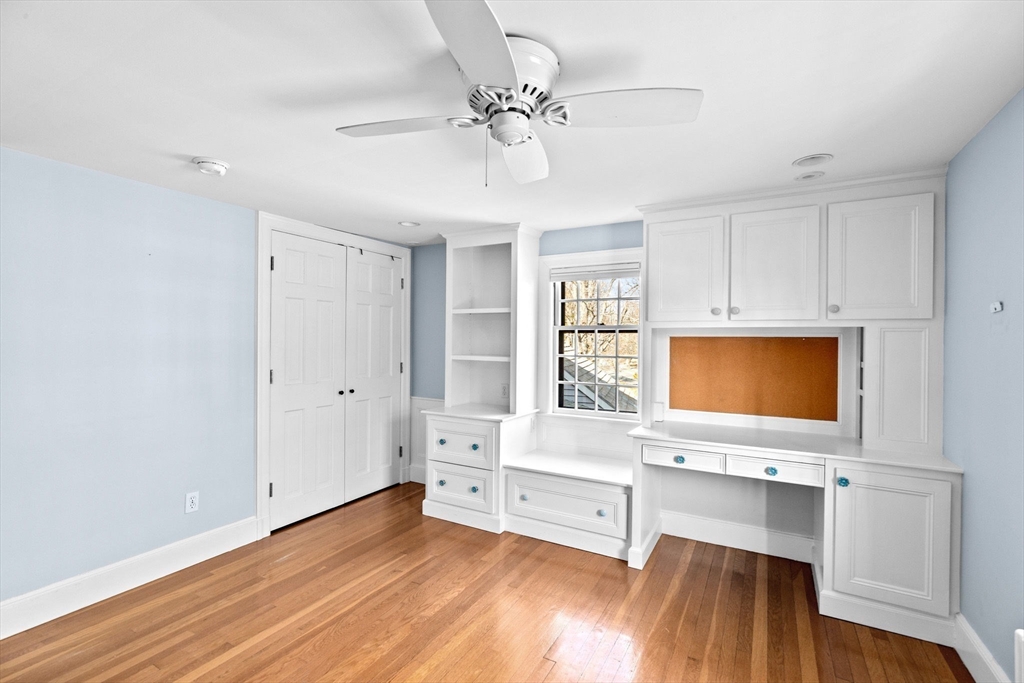 24 Lincoln Street Hingham, MA 02043 - Photo 22 of 32