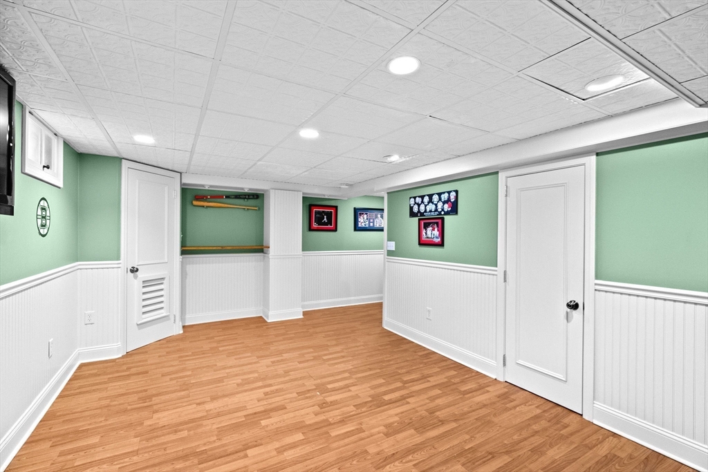 24 Lincoln Street Hingham, MA 02043 - Photo 23 of 32