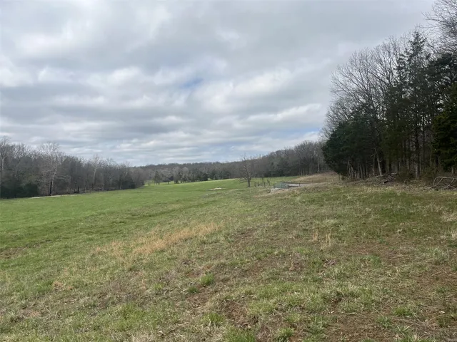 $424,710 | 0 31.46 /- Ac Tract Road, New Haven, MO 63068
