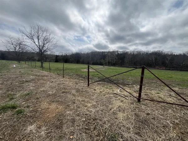 $424,710 | 0 31.46 /- Ac Tract Road, New Haven, MO 63068