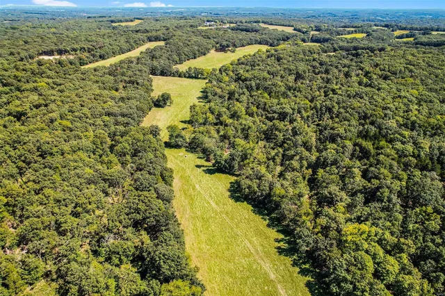 $424,710 | 0 31.46 /- Ac Tract Road, New Haven, MO 63068