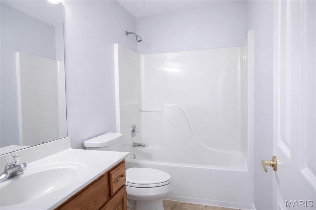 2289 Pine Lake Loop Gray Summit, MO 63039 - Photo 16 of 34