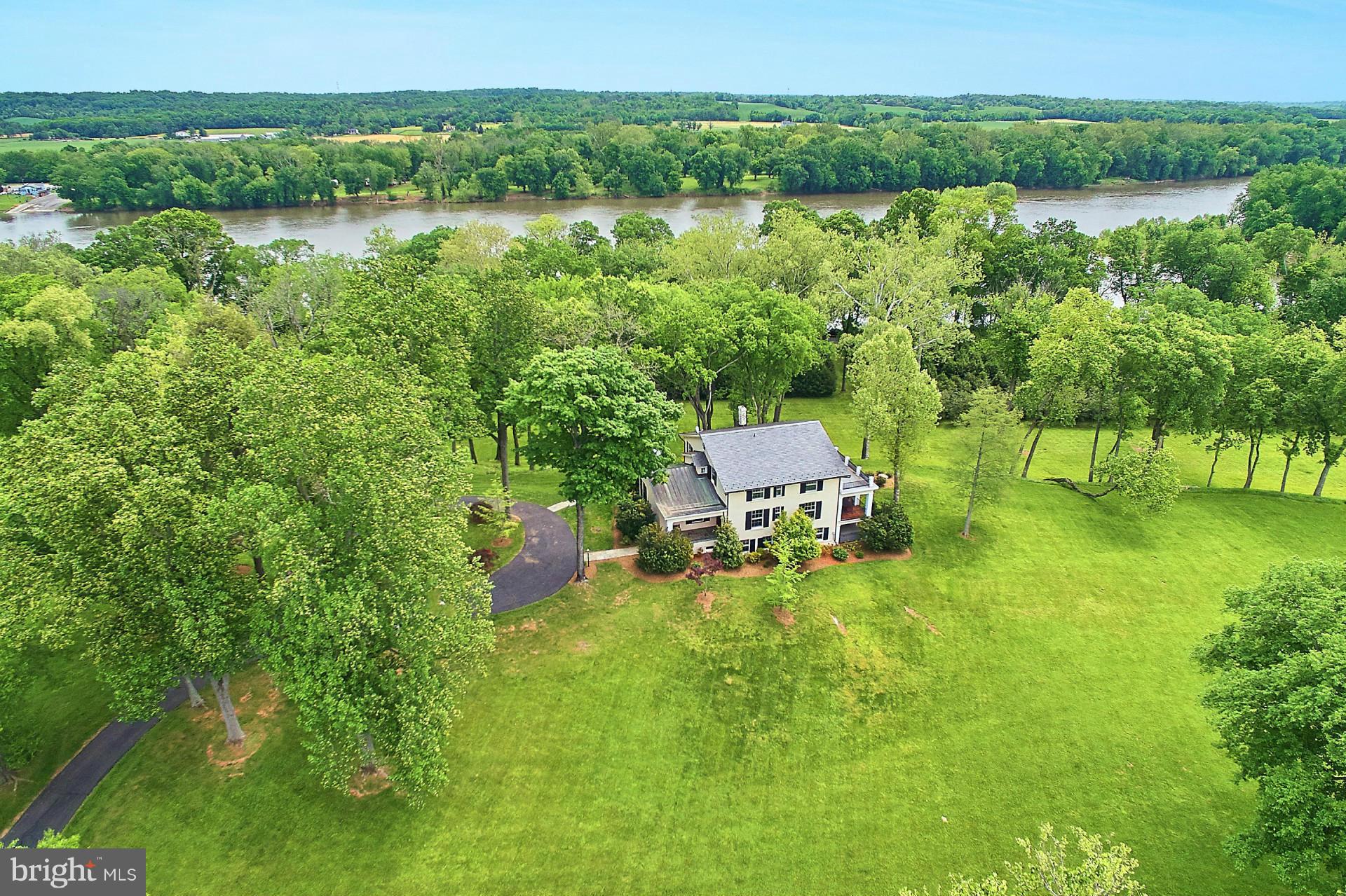 42476 Whites Ferry Road Leesburg, VA 20176 - Photo 1 of 29 Exterior (Front)