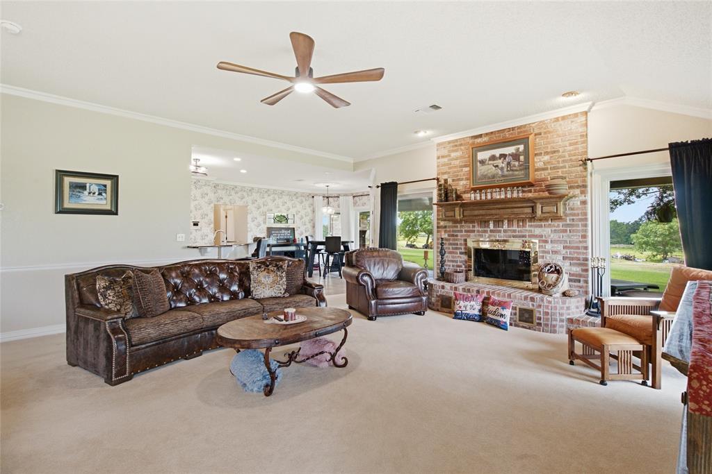 152 Fox Road Weatherford, TX 76088 - Photo 22 of 40