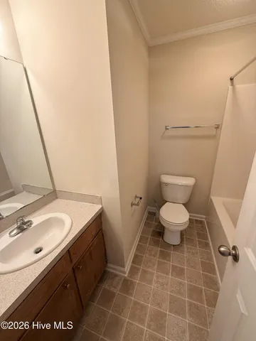 $1,400 | 1217 Cross Creek Circle, Unit E5, Greenville, NC 27834