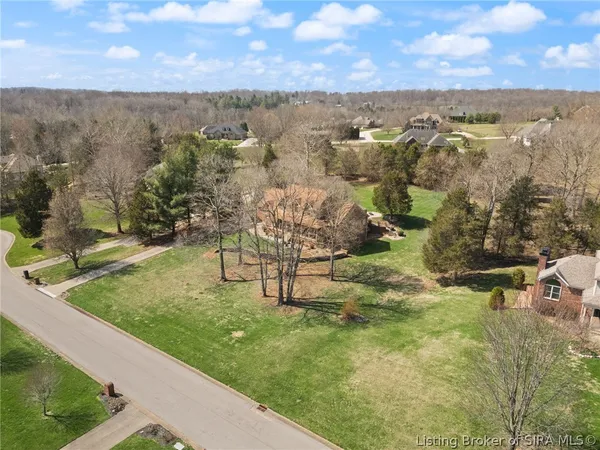 $634,900 | 7313 Wind Dance Parkway, Greenville, IN 47124