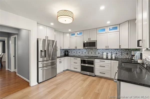 $634,900 | 7313 Wind Dance Parkway, Greenville, IN 47124