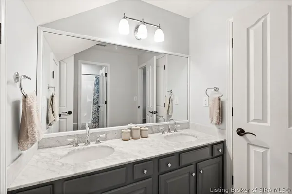 $634,900 | 7313 Wind Dance Parkway, Greenville, IN 47124