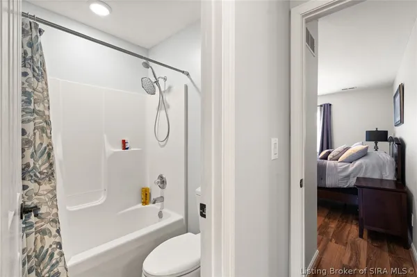 $634,900 | 7313 Wind Dance Parkway, Greenville, IN 47124