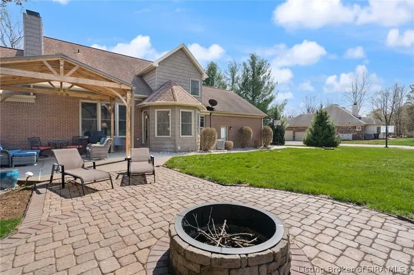 $634,900 | 7313 Wind Dance Parkway, Greenville, IN 47124
