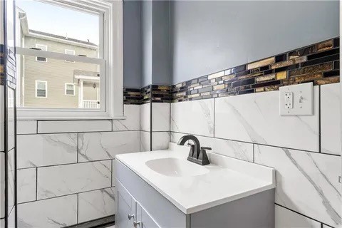 132 Railroad Street Central Falls, RI 02863 - Photo 8 of 18