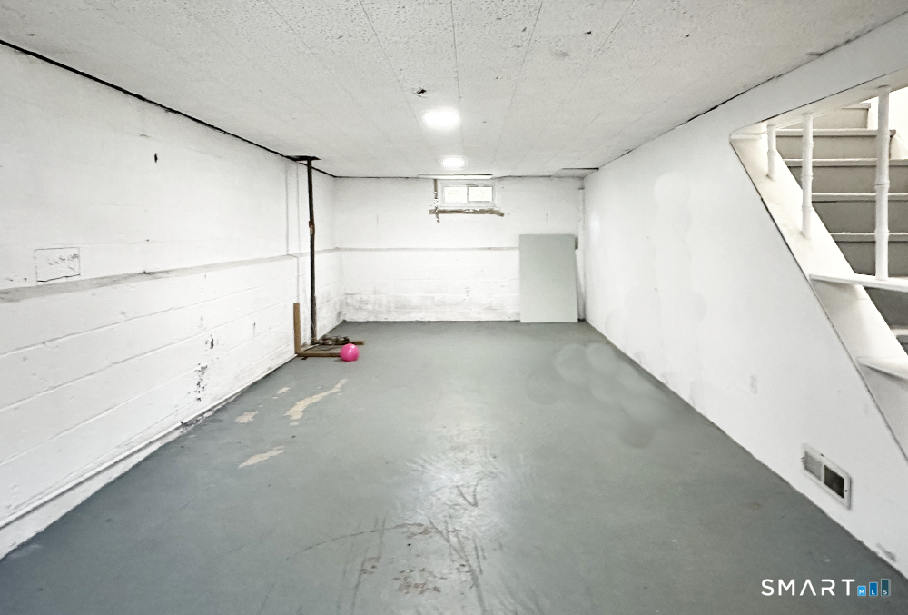 225 Battis Road Hamden, CT 06514 - Photo 20 of 23
