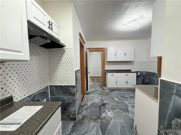 $1,350 | 111 Dempster Street, Buffalo, NY 14206