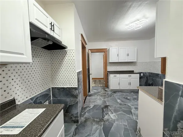 $1,350 | 111 Dempster Street, Buffalo, NY 14206