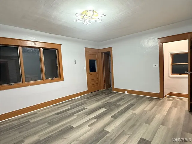 $1,350 | 111 Dempster Street, Buffalo, NY 14206