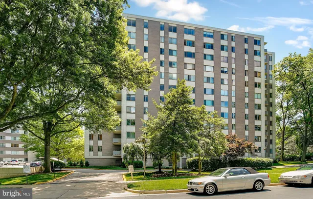 $250,000 | 8315 North Brook Lane, Unit 21004, Bethesda, MD 20814