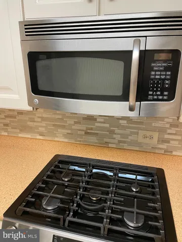 a close view of stove top oven