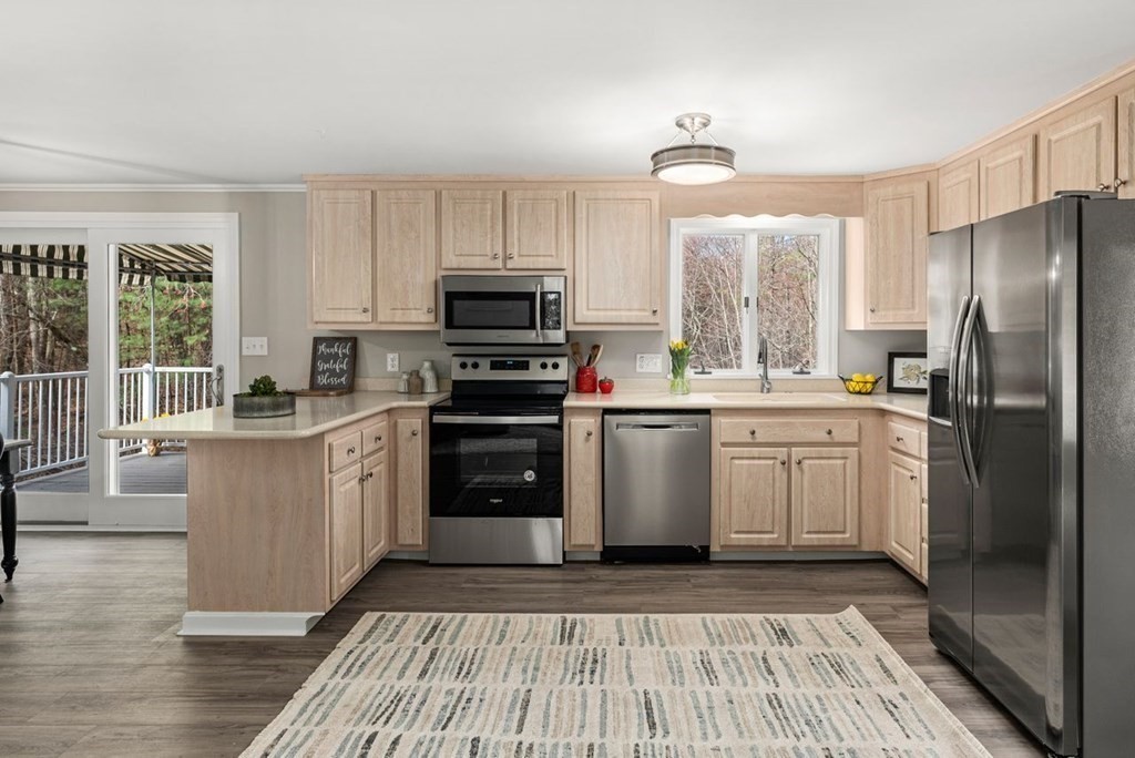 45 Powder Mill Road Sudbury, MA 01776 - Photo 12 of 34