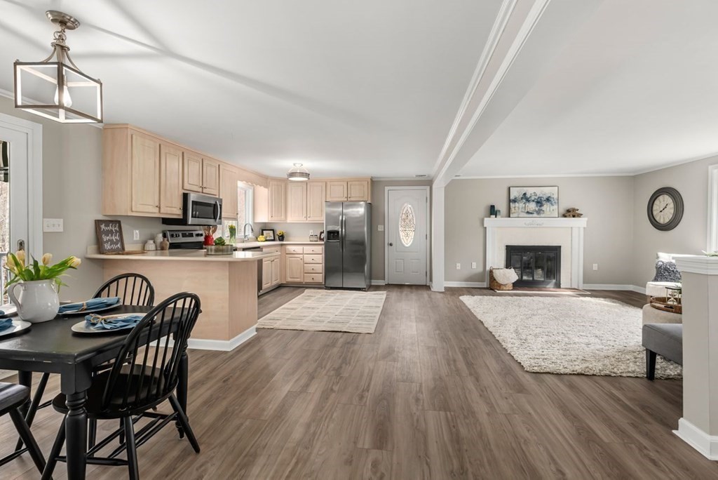 45 Powder Mill Road Sudbury, MA 01776 - Photo 9 of 34