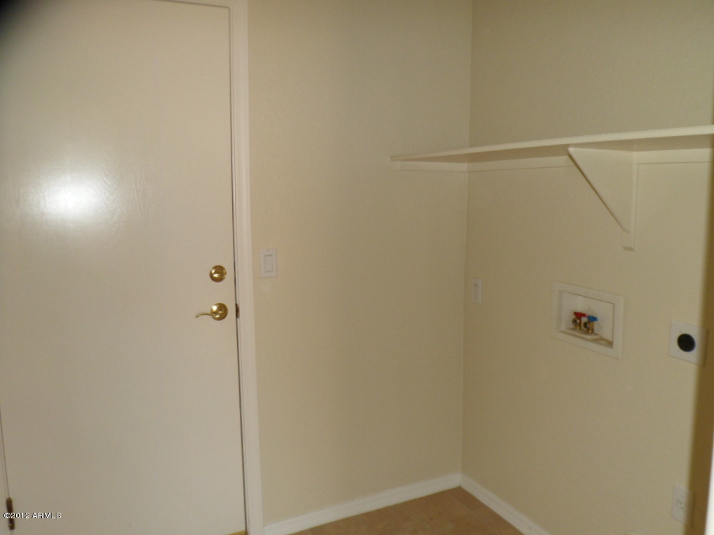 2522 South Martingale Road Gilbert, AZ 85295 - Photo 14 of 18 Laundry Room