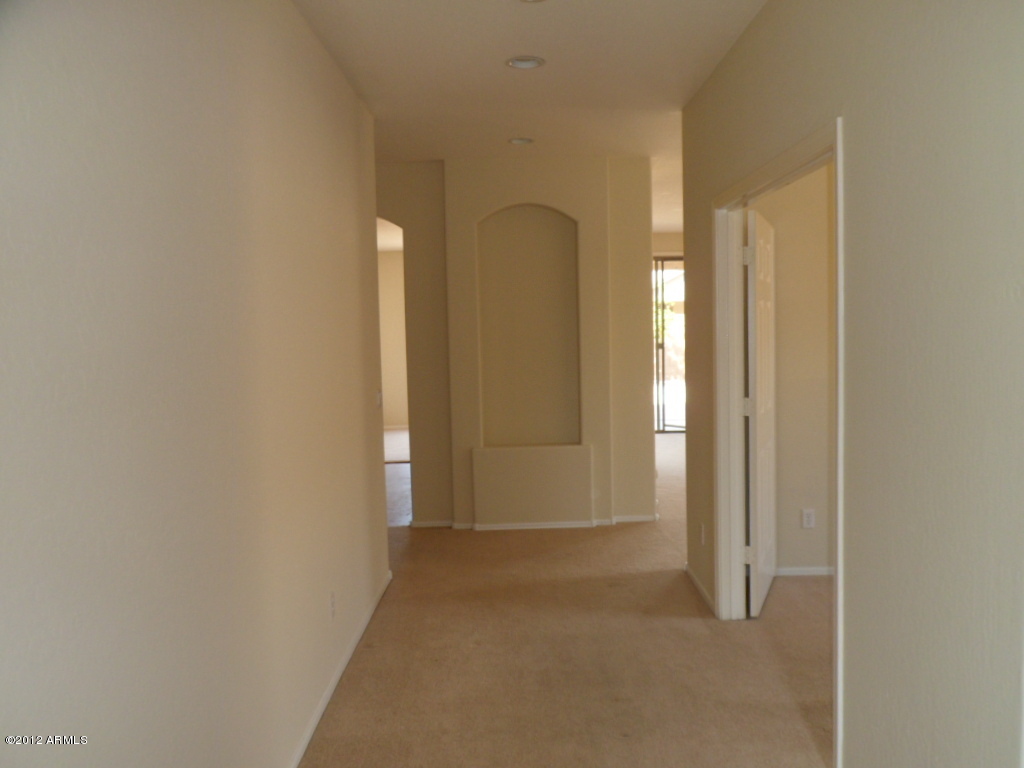 2522 South Martingale Road Gilbert, AZ 85295 - Photo 6 of 18 Entry